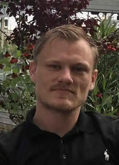 Profile picture of Linus J